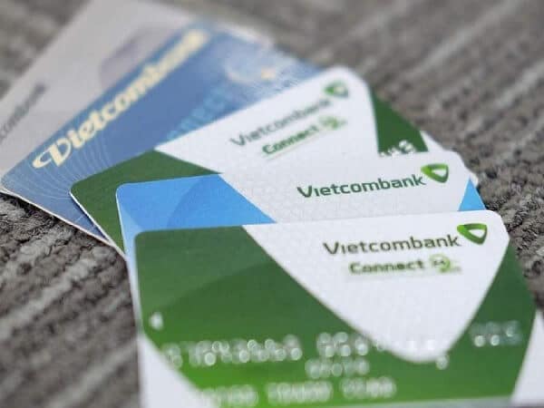 Thẻ Visa Debit VietcomBank là gì?